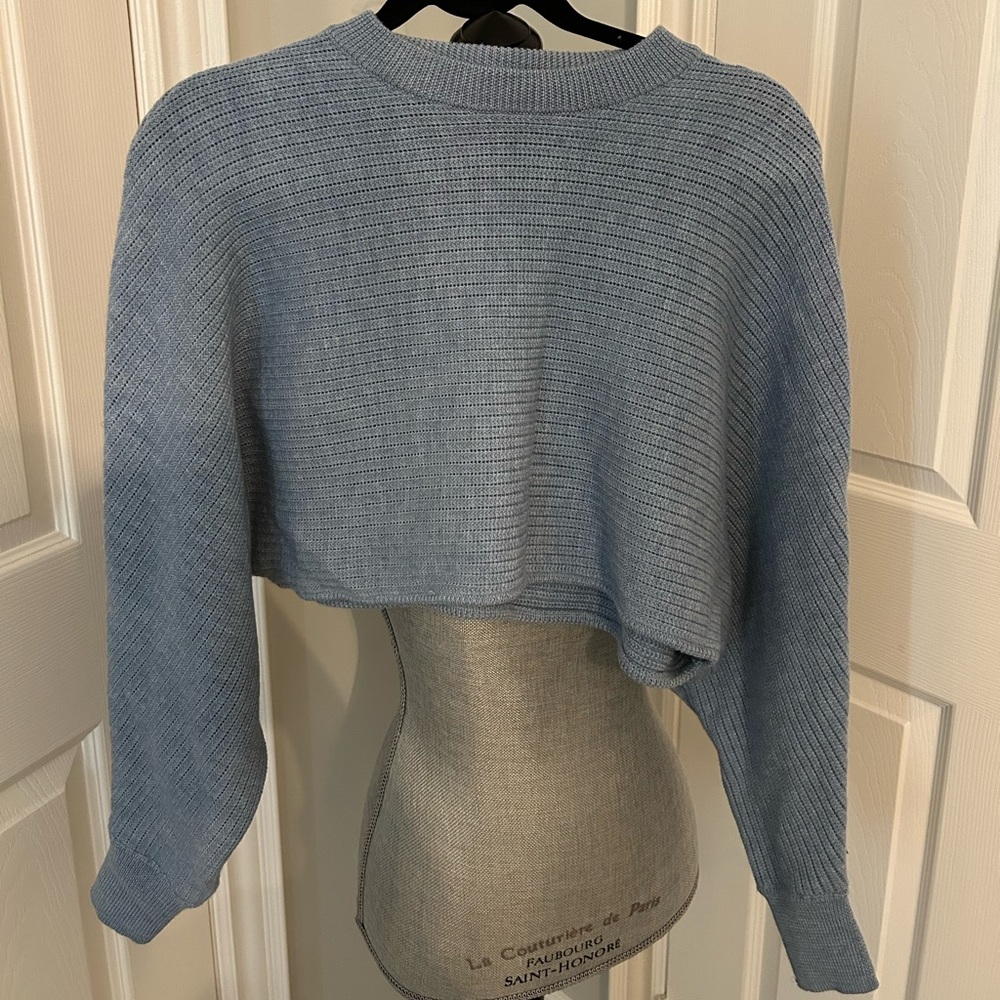 Aritzia Wilfred cropped sweater